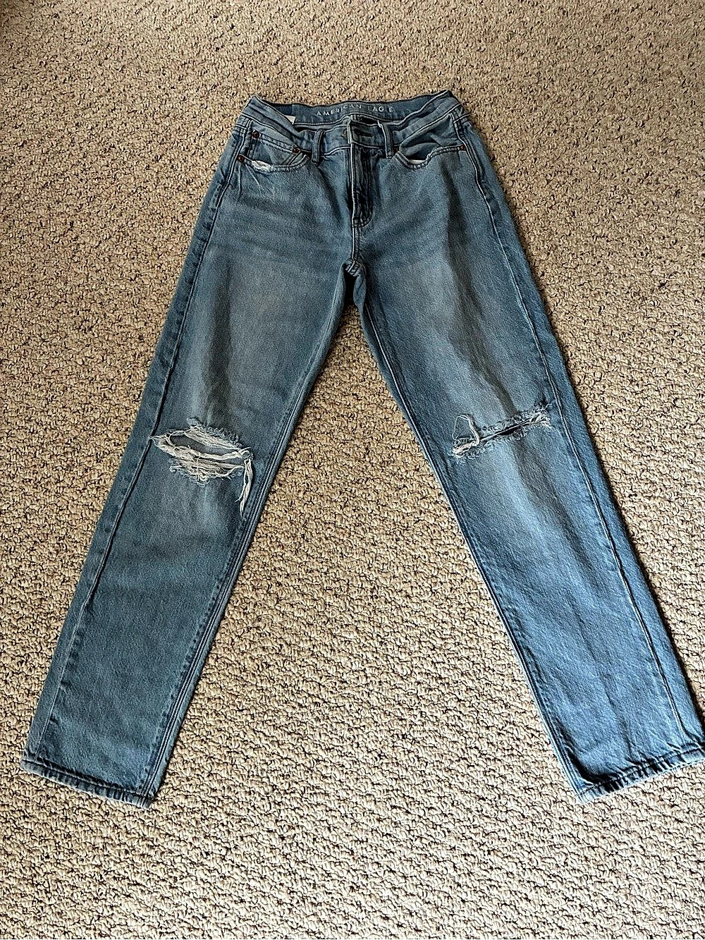 American Eagle Outfitters AE Straight Leg Jeans in Blue Waist 2
